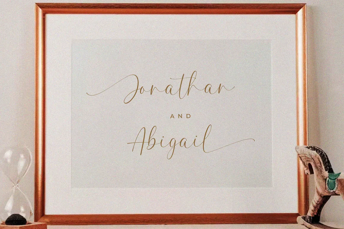 Amellina - A lovely Calligraphy Font