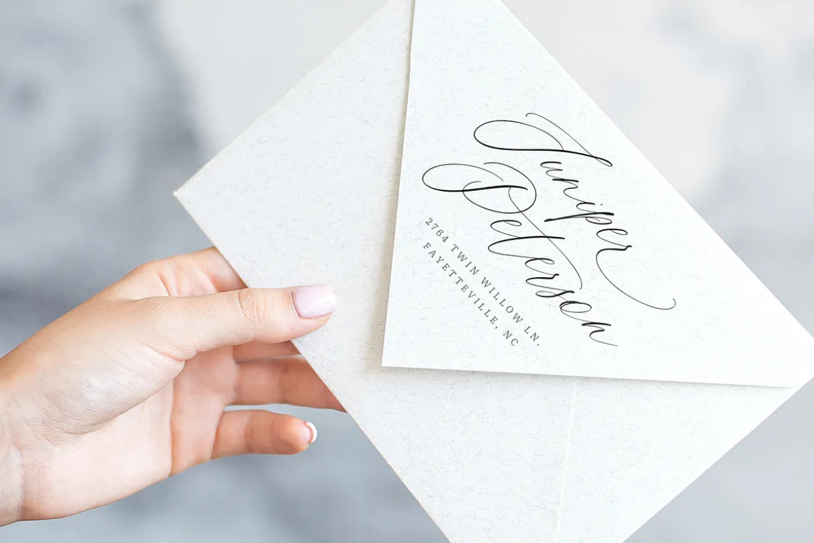 Amoretto | Modern Calligraphy Script