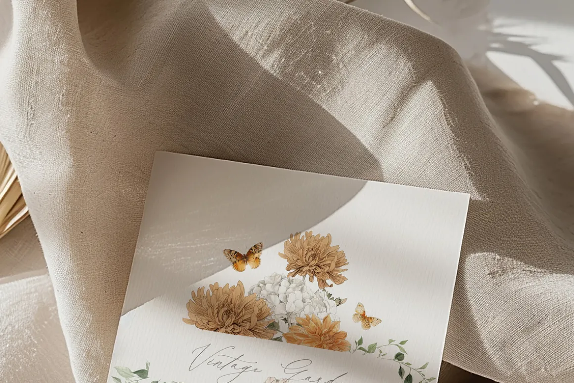 ANTIQUE BOTANICALS Vintage Flowers