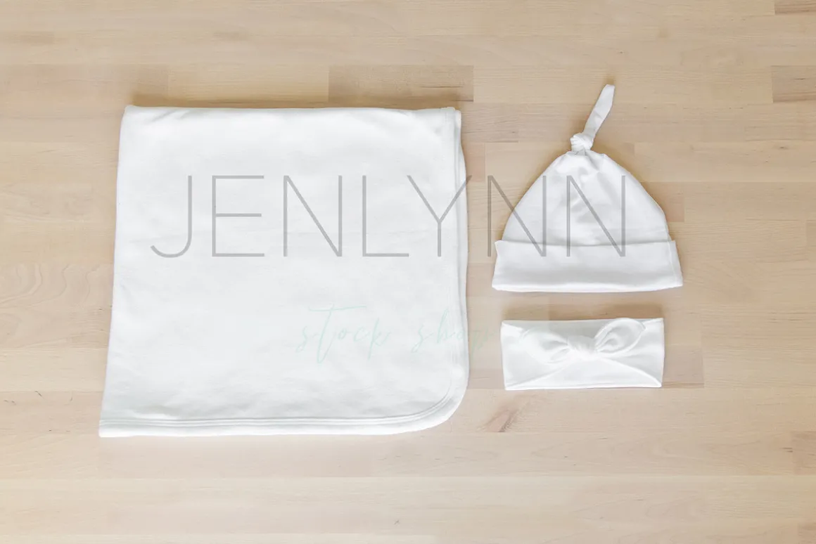 Baby Blanket, hat + bow set Mockup