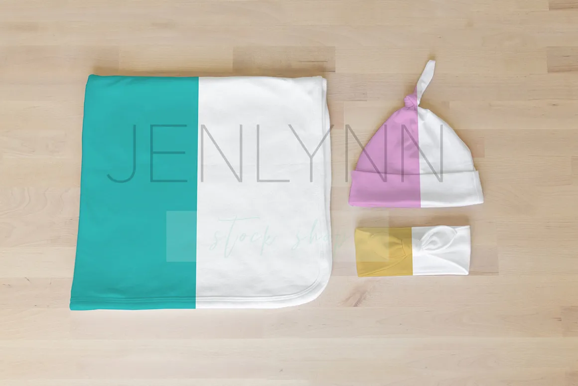 Baby Blanket, hat + bow set Mockup