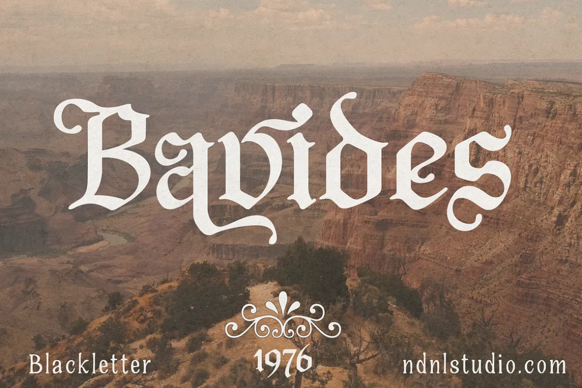 Bavides – Blackletter Font