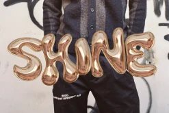 Bling - A Gold Balloon SVG Font