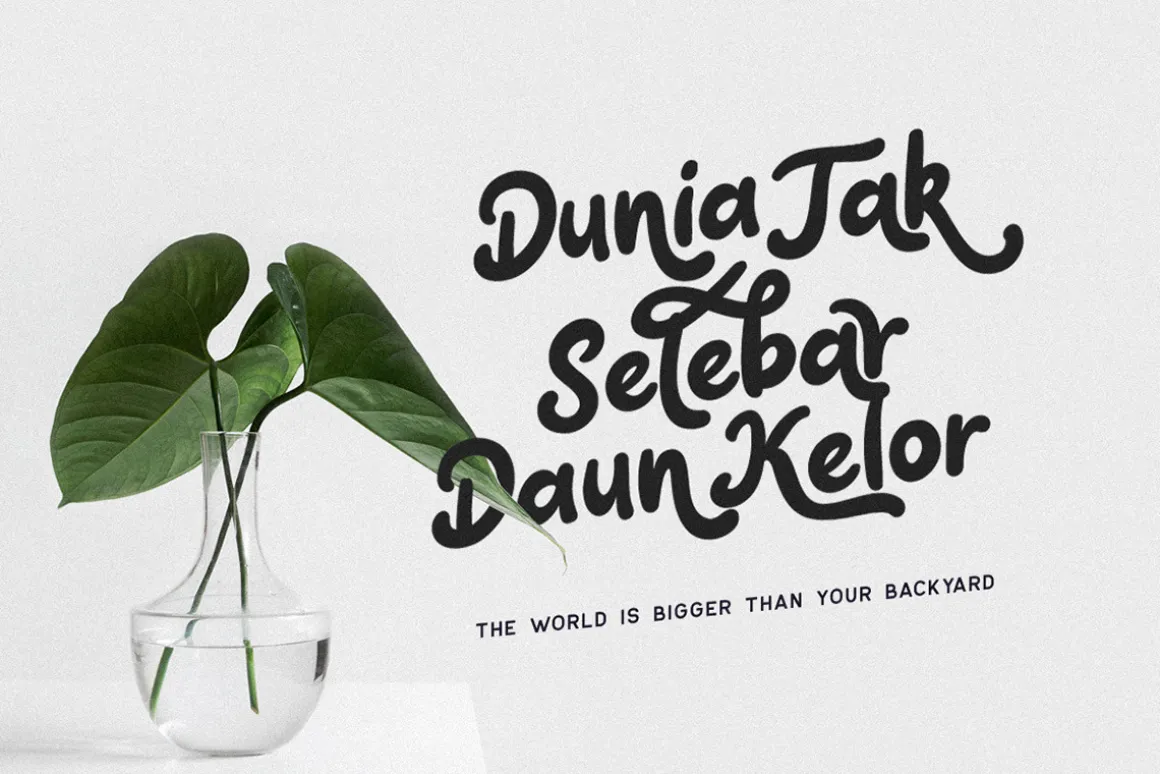 Claytonia Bold Script