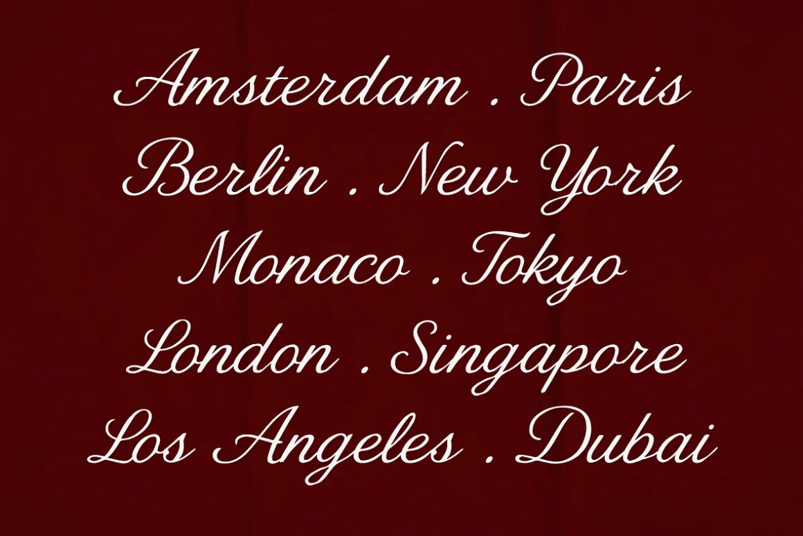 De Lesa Paquetts Classic Script Font