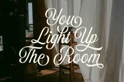ED Bouchet - Elegant Script Font