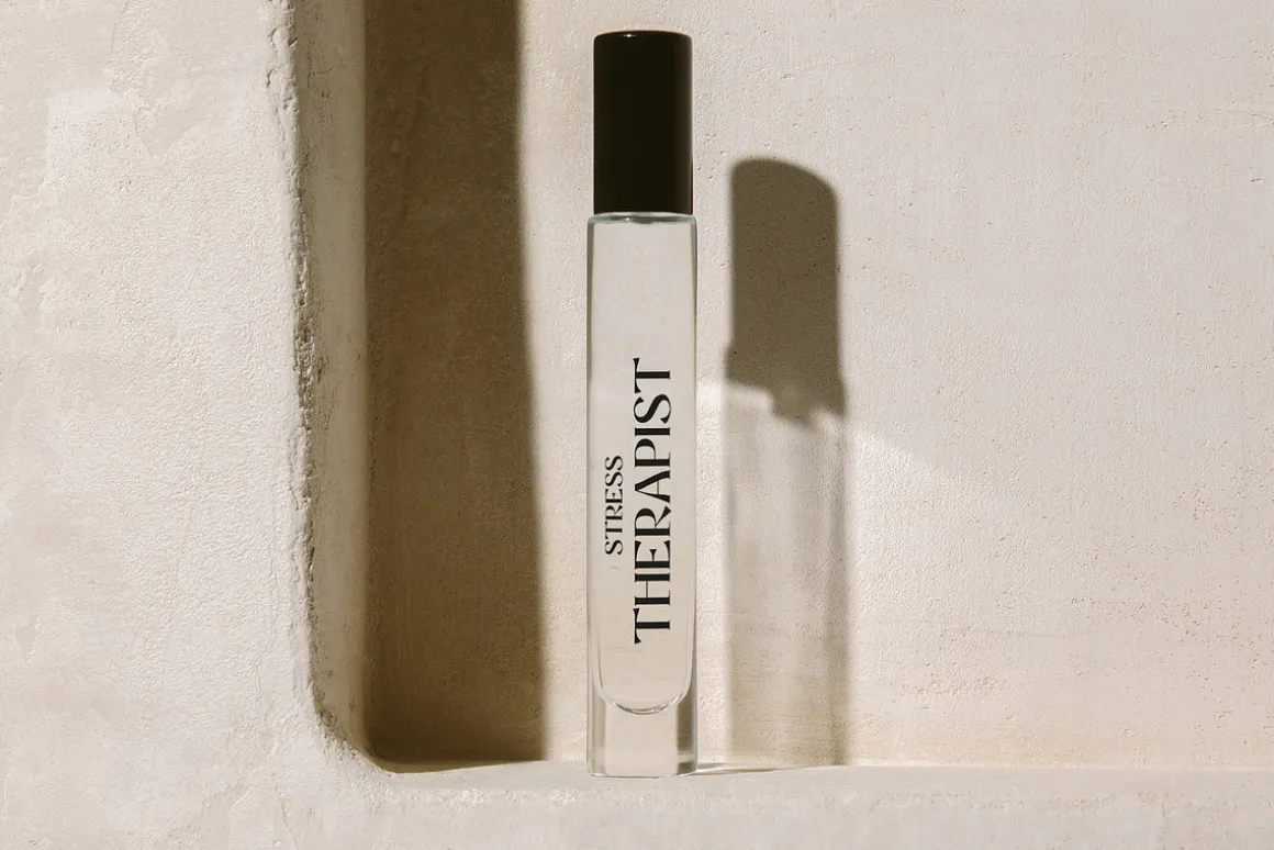 Mia Culver – Cool Display Serif