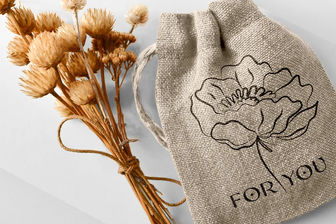 Minimalistic Line Flowers & Leaves
