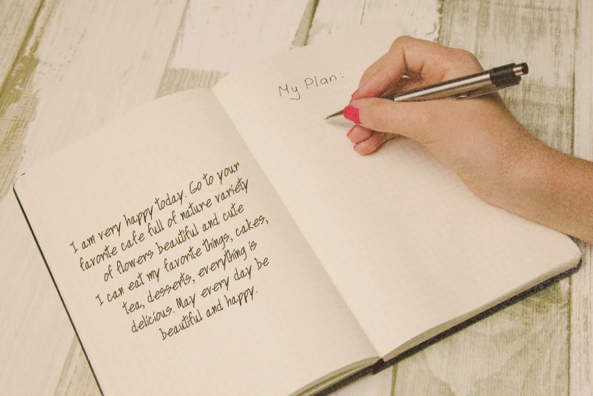 Mini Sandwiches Handwriting Font