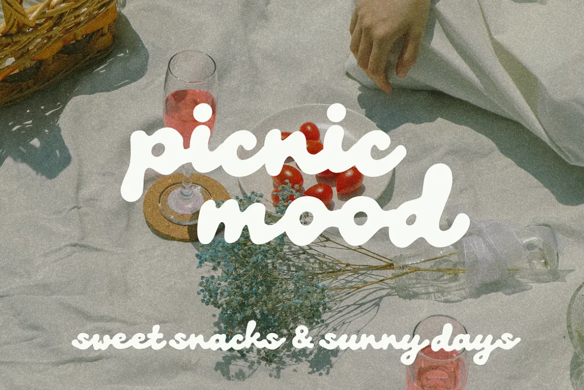 Noira – Soft Organic Display Font