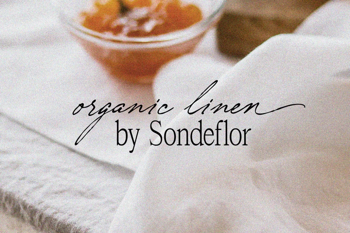 Nostalgia // Vintage Script Font