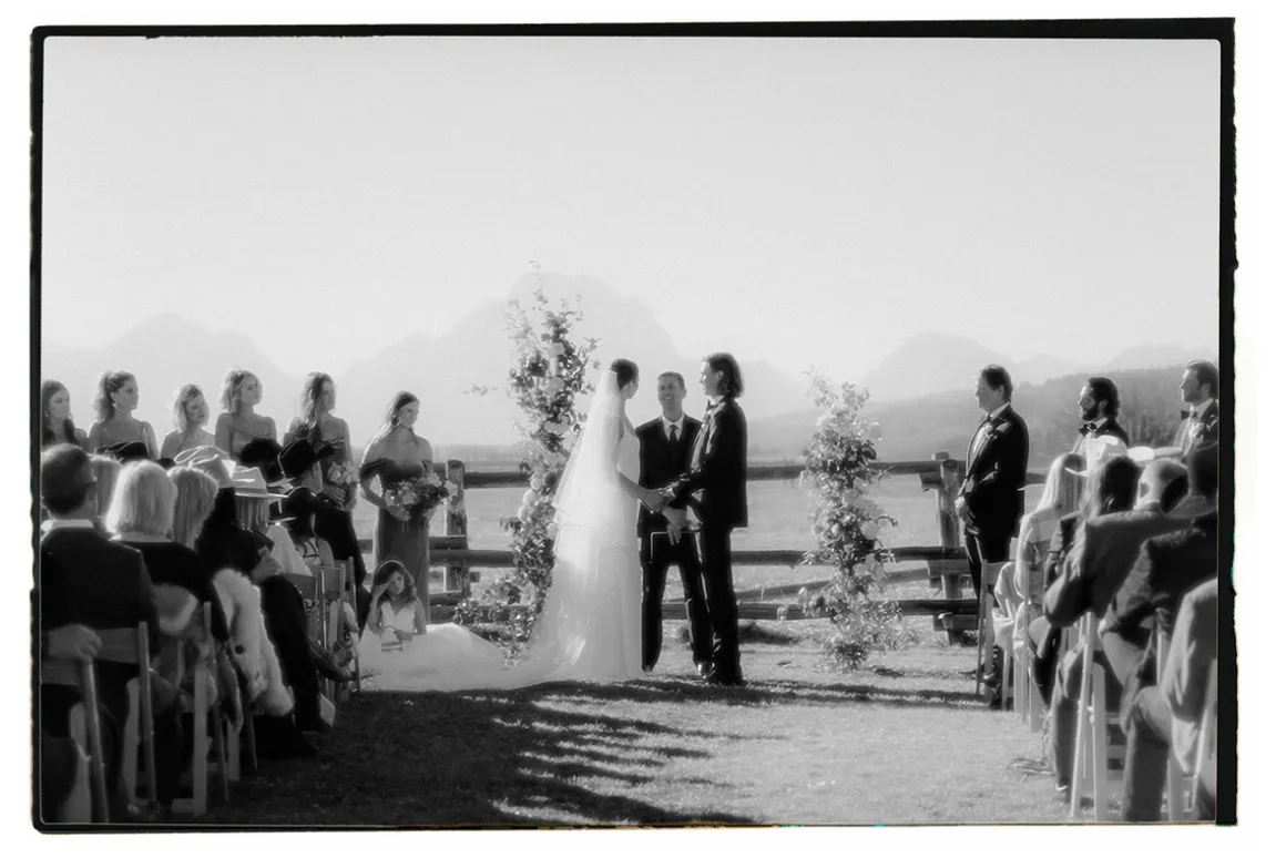 REALISTIC ANALOG FILM FRAME