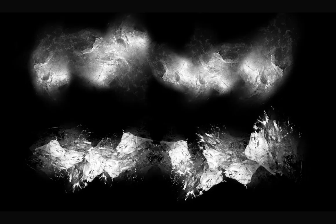 Realistic Crystal brush set