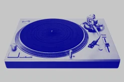 Retro Tech - 21 Technology Halftones