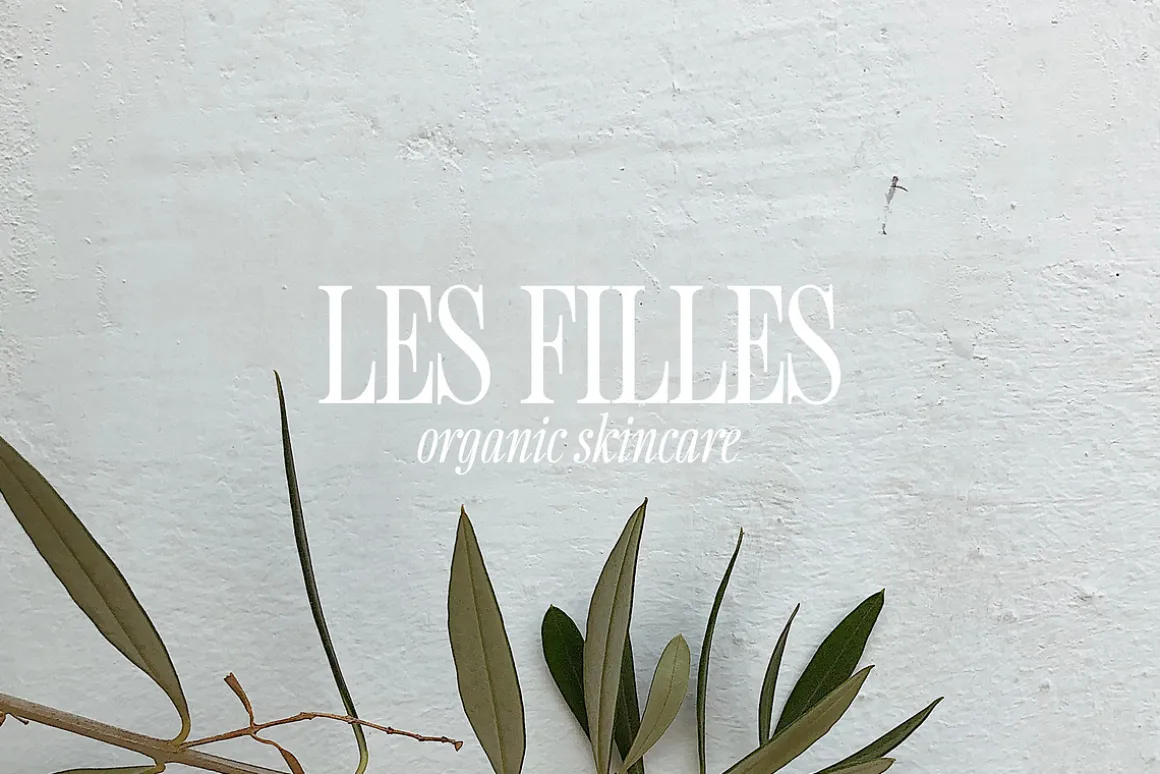 Sailing Club | Nostalgic Serif