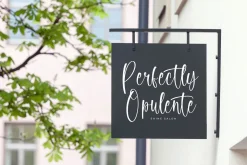 Satherly Modern Handwritten Font