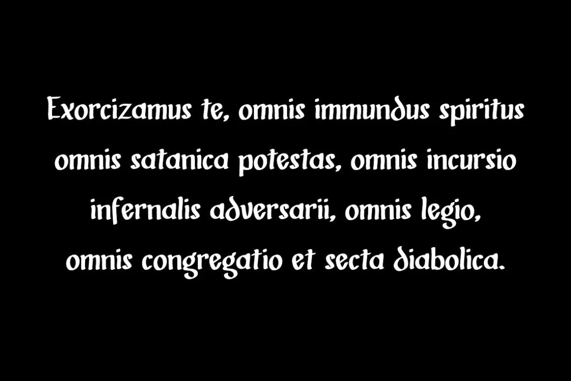 Shadowgrace - Spooky Display Font