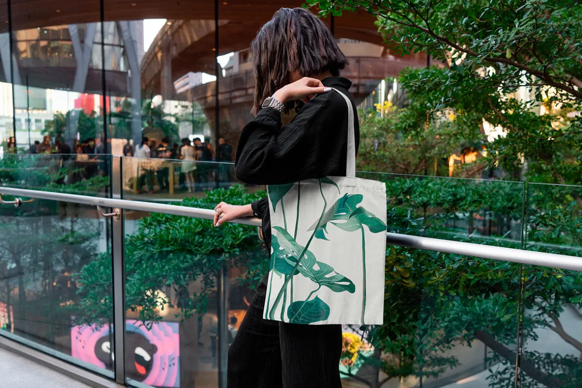 Tote Bag Urban MockUps