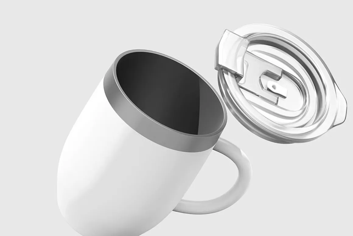 Tumbler Mockup