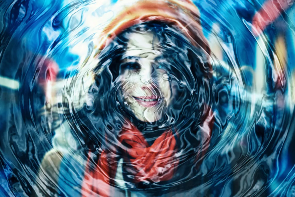 Under Water Photo Effect
